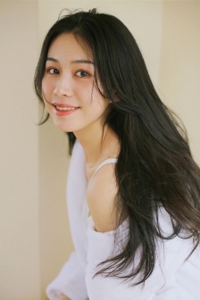 皇上撞着太子妃的小说全文